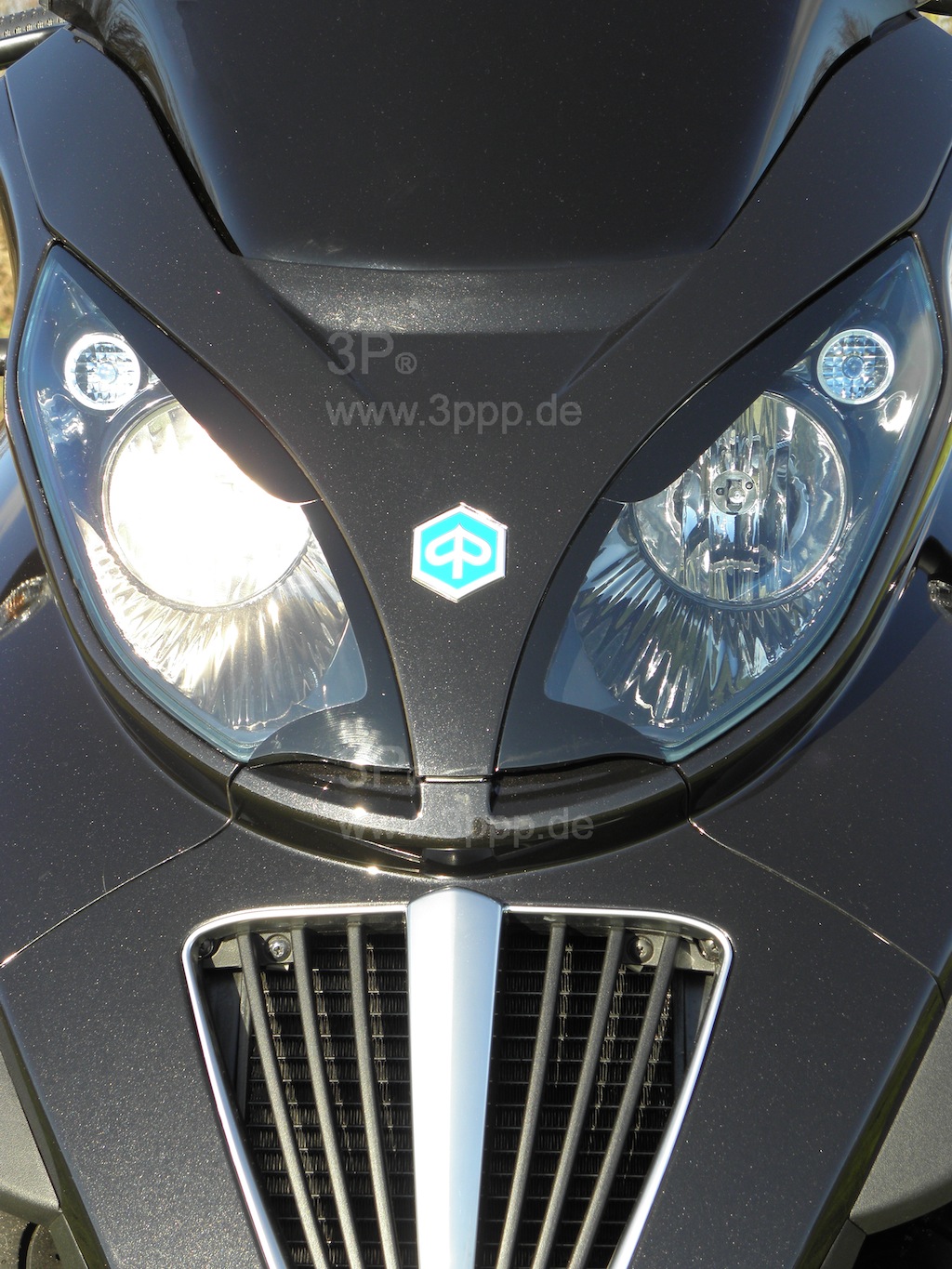 Böser Blick für Piaggio MP3 RL & LT Schwarz